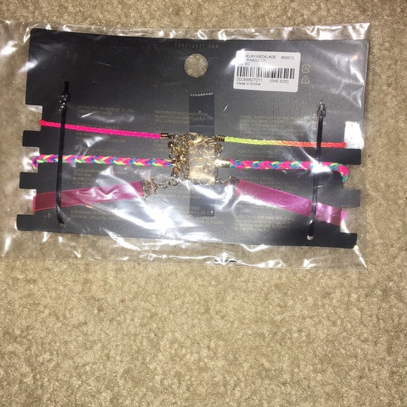 3 chokers from forever 21 - Picture 2 of 2